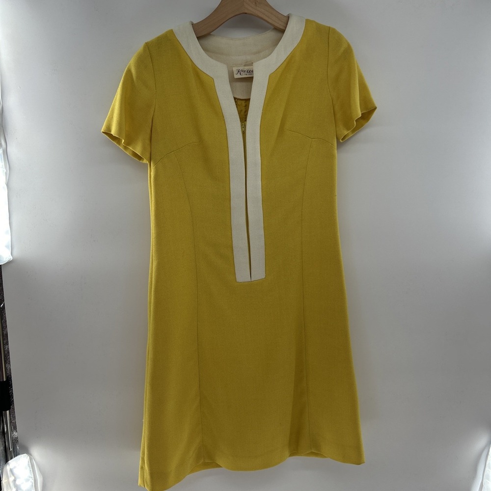 VTG Kay Windsor 60s Lemon Yellow Mod Shift Dress Retro Classic Mod Union Tag